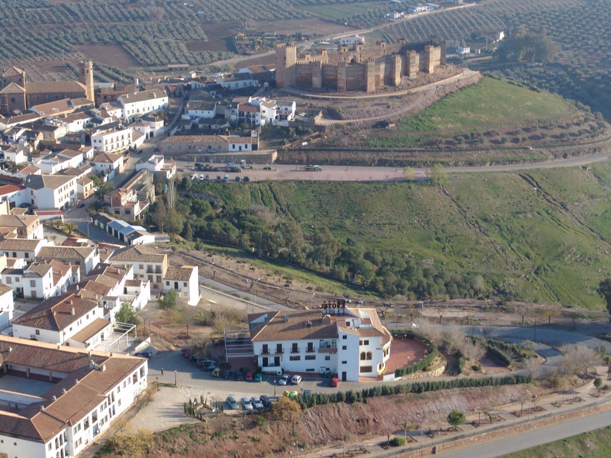 Hotel Restaurante Banos Baños de la Encina Buitenkant foto