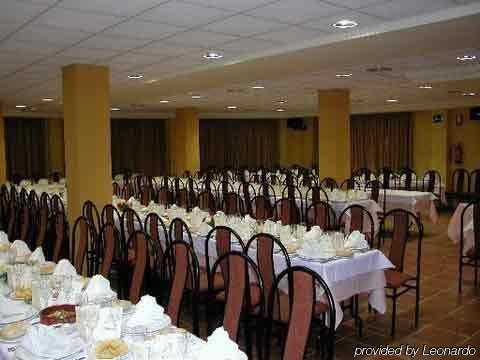 Hotel Restaurante Banos Baños de la Encina Restaurant foto